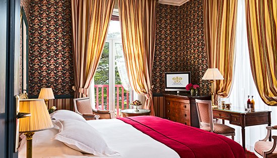Hôtel Barrière La Baule - Castel Marie Louise - Room - Bed